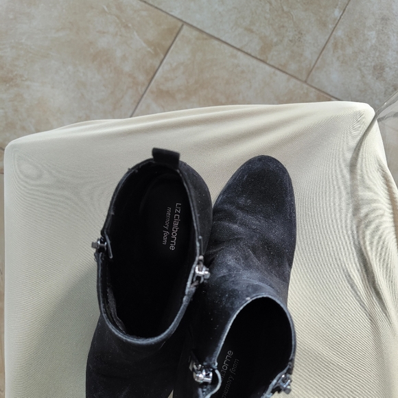 Liz Claiborne black suede boots. Excellent shape wore once. - Picture 3 of 4